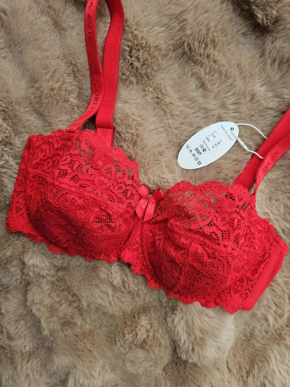 Бюстгальтер червоного кольору Orietta Avec 5025 на чашку C Анжеліка арт.1111280