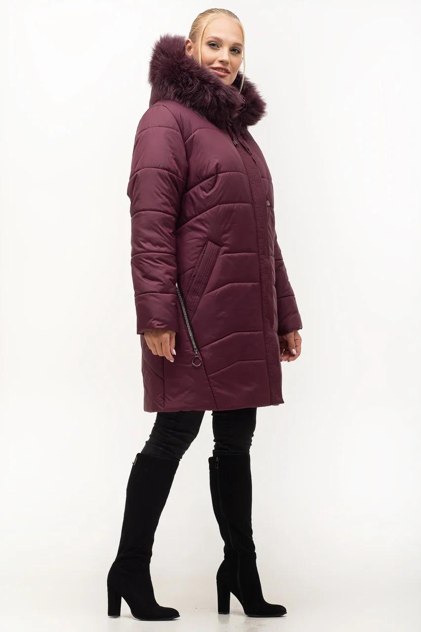Жіноча зимова куртка з натуральним хутром кольору марсал від 54р до 70р арт.1170011